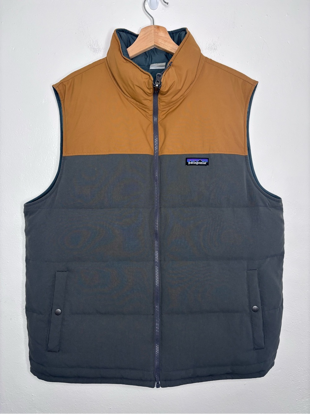 Patagonia Bivy Reversible Down Vest Forge Grey Size L